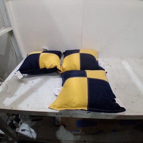 3PK ROOM ESSENTIALS INDOOR THROW PILLOWS - 18" X 18" - YELLOW / NAVY image 2