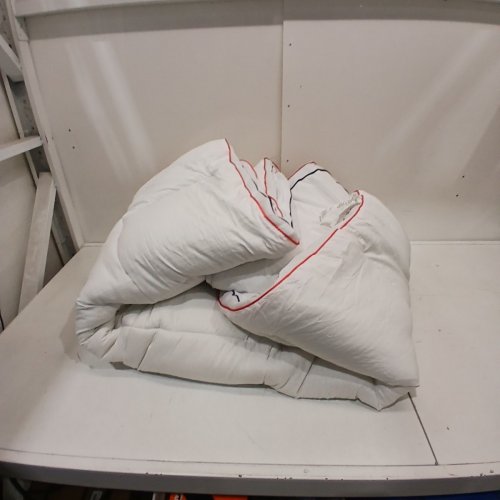 REGOUG SOFT MATTRESS TOPPER WITH DEEP ELASTIC POCKET - QUEEN - WHITE - (MODEL: YL002) image 2