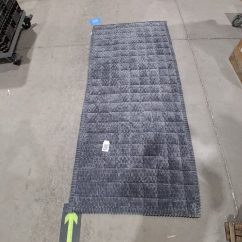 TEXTURED AREA RUG - GRAY image 2