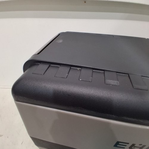 EUHOMY PORTABLE ELECTRIC COOLER WITH CAR PLUG - 47QT - GREY/BLACK (MODEL: ‎CF001-45GR-CAEH) image 5