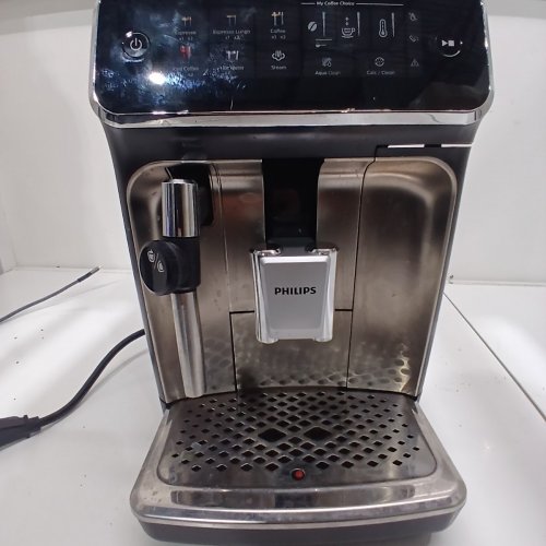PHILIPS 3300 SERIES FULLY AUTOMATIC ESPRESSO MACHINE WITH BUILT-IN GRINDER & MILK FROTHER - BLACK CHROME (MODEL: EP3326/90) image 7
