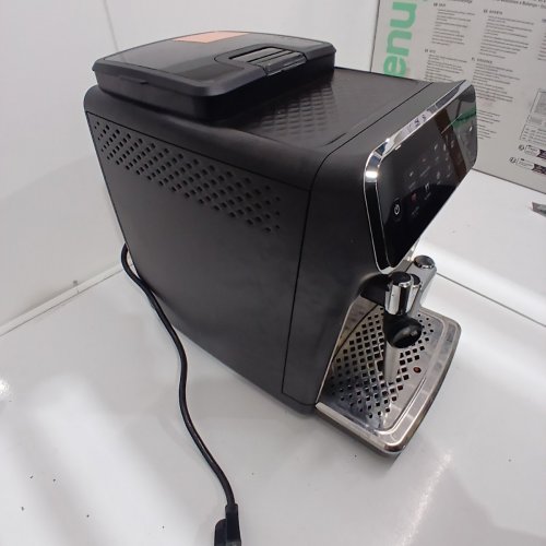 PHILIPS 3300 SERIES FULLY AUTOMATIC ESPRESSO MACHINE WITH BUILT-IN GRINDER & MILK FROTHER - BLACK CHROME (MODEL: EP3326/90) image 8