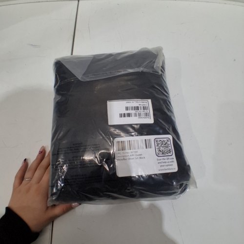 4PC BEDDORA MICROFIBRE SHEET SET - QUEEN - BLACK image 3