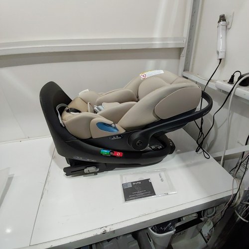 CYBEX CLOUD G PRO INFANT CAR SEAT WITH LOAD LEG BASE - ALMOND BEIGE image 3