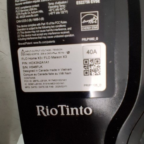 FLO HOME X3 LEVEL 2 ELECTRIC VEHICLE CHARGING STATION - FITS ALL J1772 CONNECTION EV'S - 240V - 12KW - 50AMP - 25 FT CABLE - BLACK (MODEL: HOX3F2A1A1) image 5