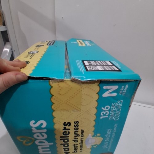 136PK PAMPERS SWADDLERS DIAPERS - NEWBORN SIZE image 3