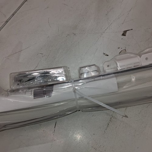 RETRACTABLE SAFETY GATE FOR INDOOR/OUTDOOR - 33" X 55" - GREY - (MODEL: SH20-006D) image 6