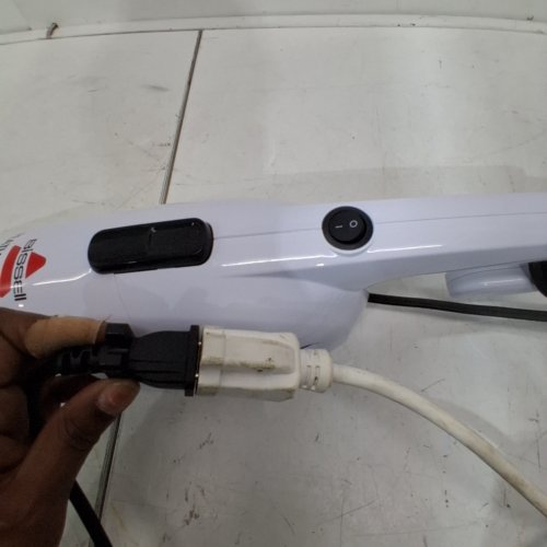 BISSELL FEATHERWEIGHT LIGHTWEIGHT STICK VACUUM - WHITE (MODEL: 2033J) image 2