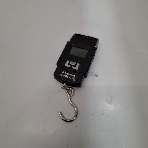 MINI PORTABLE DIGITAL HANGING LUGGAGE SCALE - 50KG CAPACITY - BLACK image 4