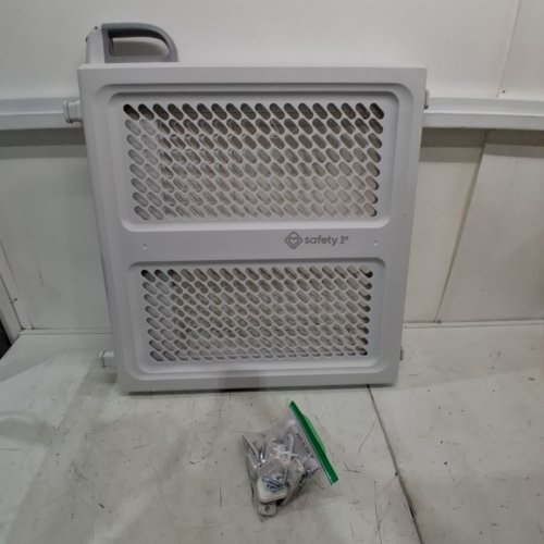SAFETY 1ST LIFT, LOCK & SWING DUAL-MODE GATE - 28"-42" X 26" - WHITE/GREY (MODEL: GA048CWHOF1) image 2