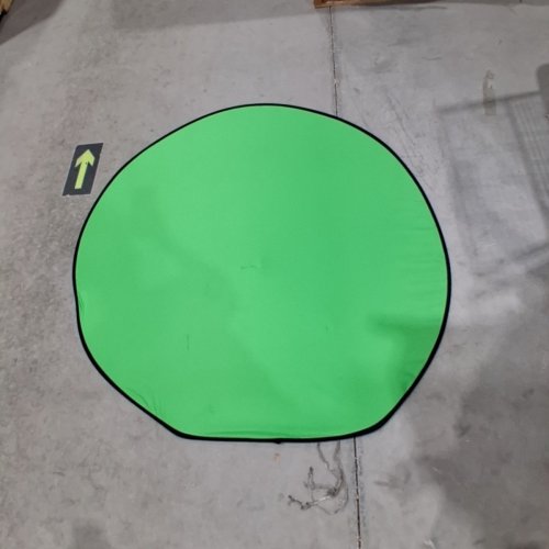 PORTABLE GREEN SCREEN CHAIR BACKDROP - 57" - GREEN image 2