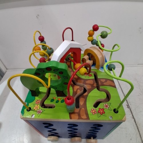 BATTAT WOODEN FARM-THEMED EDUCATIONAL ACTIVITY CUBE - AGES 1+ (MODEL: BT2599) image 2