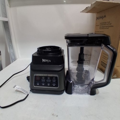 NINJA PROFESSIONAL PLUS BLENDER WITH AUTO-IQ WITH 72-OZ PITCHER, 6-BLADE ASSEMBLY, 3 PRESET AUTO-IQ PROGRAMS + 4 MANUAL SPEEDS, PULSE CONTROL AND BPA-FREE DISHWASHER-SAFE PITCHER & LID - 1400W (MODEL: BN701C) image 3