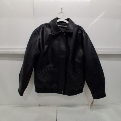 WOMEN'S LEVI'S FAUX LEATHER RELAXED FIT BOMBER JACKET - MEDIUM - BLACK (STYLE: LW6RU835-BLK-02-MD) image 2