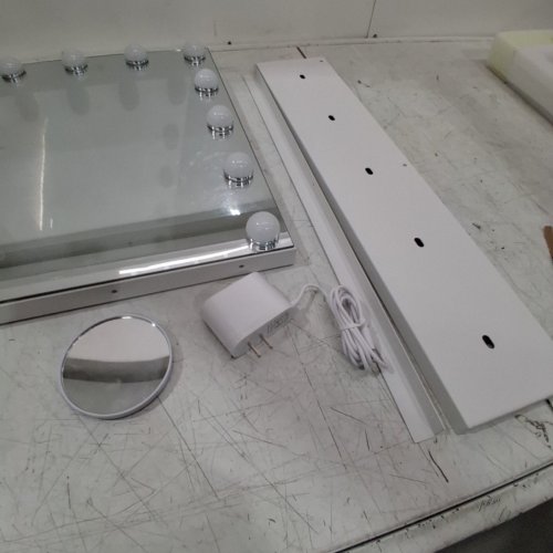 KIMLOONG HOLLYWOOD MAKEUP VANITY MIRROR WITH BUILT-IN USB PORT, 15 DIMMABLE LED LIGHTS & 3 COLOR MODES - 18" X 23" - WHITE (MODEL: 5846) image 5