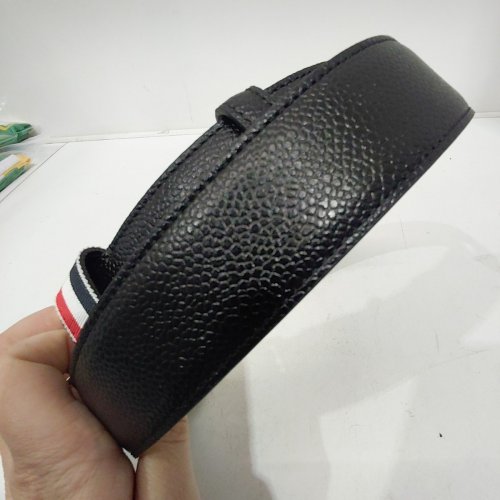 MENS THOM BROWNE PEBBLE GRAIN LEATHER BELT WITH RWB LOOP - 35 MM - SIZE 95 - BLACK (STYLE: MCX039A-001B-001-95) image 6