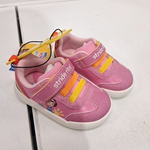 GIRL'S MS. RACHEL BY STRIDE RITE SNEAKER - SIZE 5 - PINK image 2