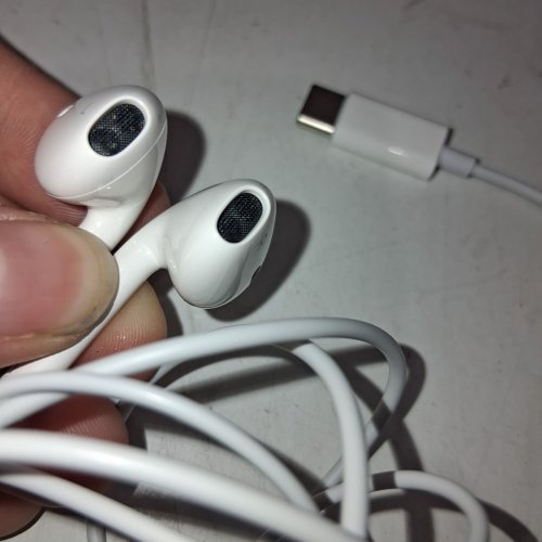 APPLE EARPODS WIRED EARPHONES WITH MIC - USB-C - WHITE image 3