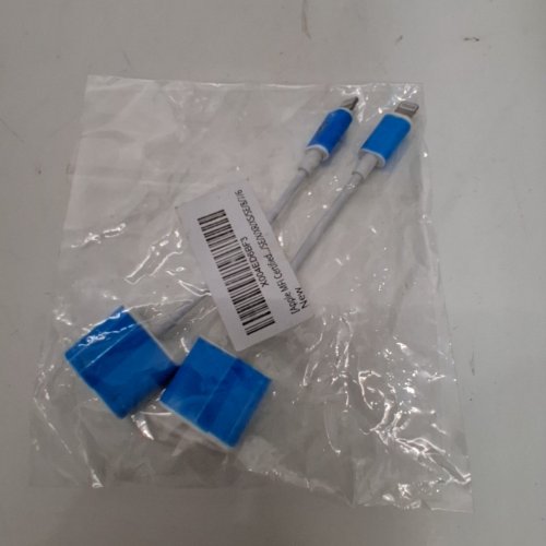 2PK LIGHTNING TO 3.5MM AUX WITH CHARGING PORT FOR APPLE DEVICES - WHITE image 2