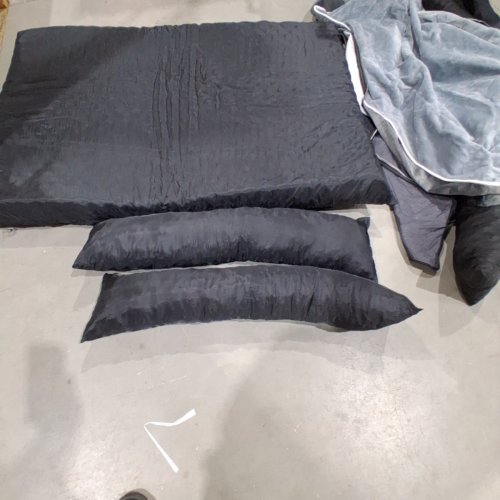 ORTHAPEDIC DOG BED WITH REMOVEABLE COVER - 45" X 28" GREY image 3
