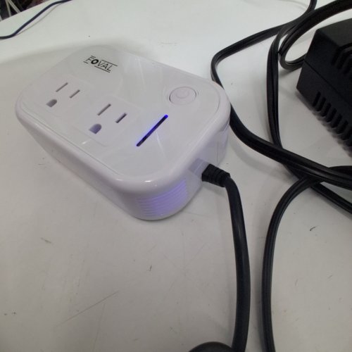 FOVAL CAR POWER INVERTER WITH 2 OUTLETS - 200W - WHITE (MODEL: SGR-NX2011SK-2) image 2