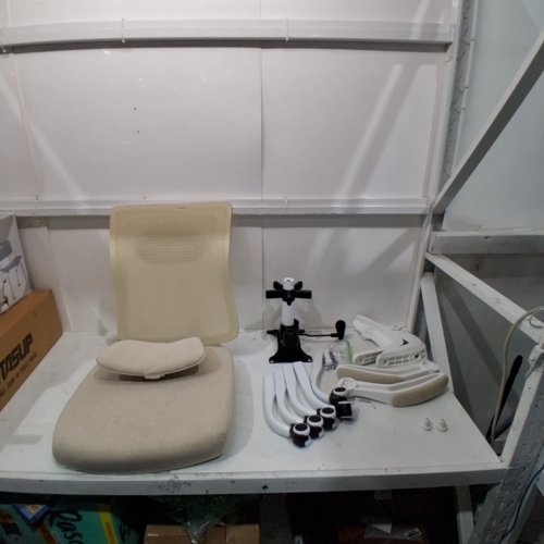 ERGONOMIC OFFICE CHAIR WITH LUMBAR SUPPORT - 42" - 47" - WHITE / TAN image 2