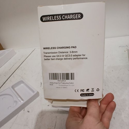 WIRELESS CHARGING PAD - 30W; 3-8 MM TRANSMISSION DISTANCE - BLACK image 4