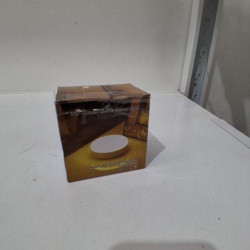 360° ROTATING MOTION SENSOR PUCK LIGHT - WARM WHITE image 6