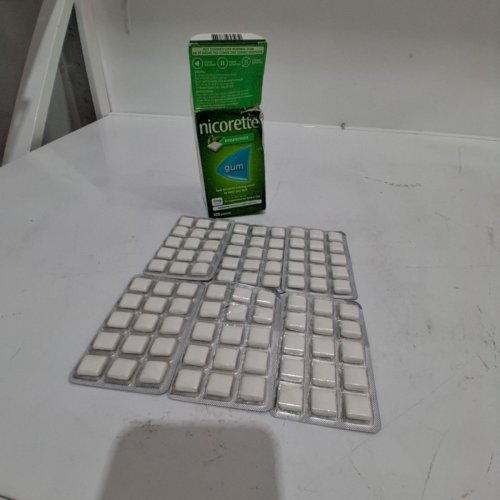 105PK NICORETTE NICOTINE GUM - 2MG - PEPPERMINT image 3