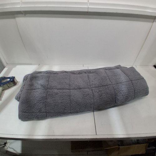 PLUSH SOFT WEIGHTED BLANKET - QUEEN (60" X 80") - 15 LBS - GRAY image 3
