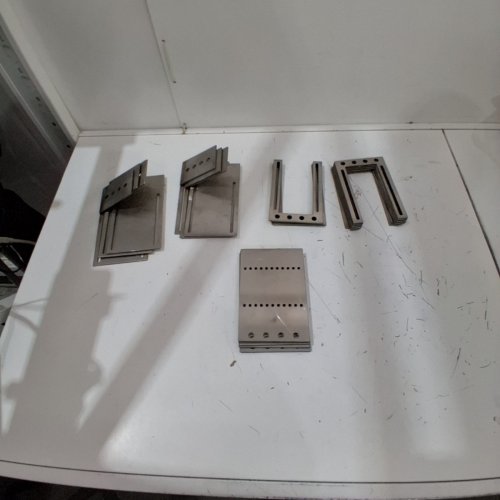 24PC METAL BRACKETS AND PLATES - SILVER image 2