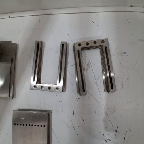 24PC METAL BRACKETS AND PLATES - SILVER image 3