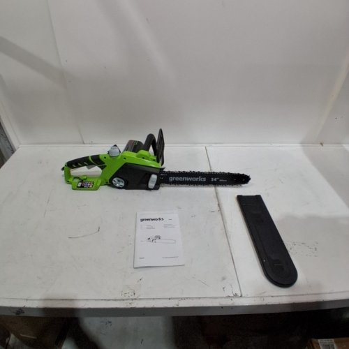 GREENWORKS CORDED ELECTRIC CHAINSAW - 10.5 AMP - 14" - BLACK/GREEN (MODEL: CSA801) image 2