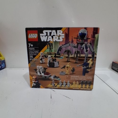 215PC LEGO STAR WARS CLONE TROOPER & BATTLE DROID- AGES 7+ (MODEL: 75372) image 2