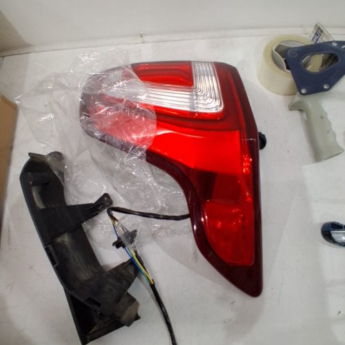 RIGHT PASSENGER SIDE TAIL LIGHT ASSEMBLY - COMPATIBLE WITH 2016-2019 FORD EXPLORER image 6