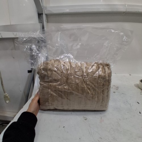 NON-SLIP COUCH COVER FOR DOGS, MACHINE WASHABLE - 27.5" X 59" - BROWN image 2