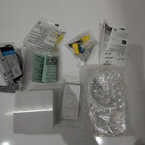 2PC LUTRON CASETA WIRELESS BUNDLE - WHITE - (MODEL: P-BDG-PKG1W-A-C) image 3