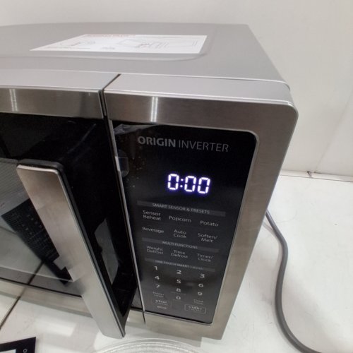 TOSHIBA INVERTER MICROWAVE OVEN - 1200W - 1.4 CU. FT. - STAINLESS-STEEL (MODEL:ML4-EM14KIS) image 2