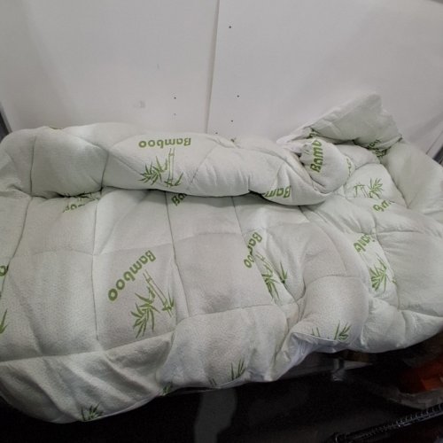 SAKURAHOME BAMBOO MATTRESS TOPPER - SHORT QUEEN (60" X 75") - WHITE/GREEN (MODEL: YU123) image 2