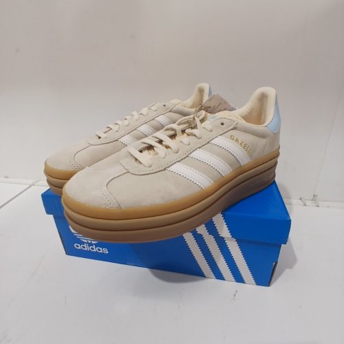 WOMEN'S ADIDAS GAZELLE BOLD SNEAKERS - 6 - BEIGE/ LIGHT BLUE image 2