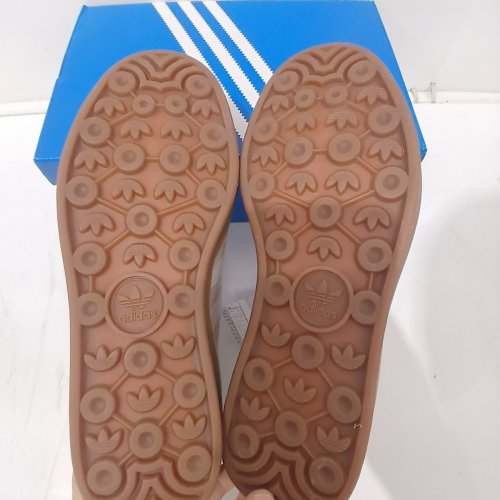 WOMEN'S ADIDAS GAZELLE BOLD SNEAKERS - 6 - BEIGE/ LIGHT BLUE image 4