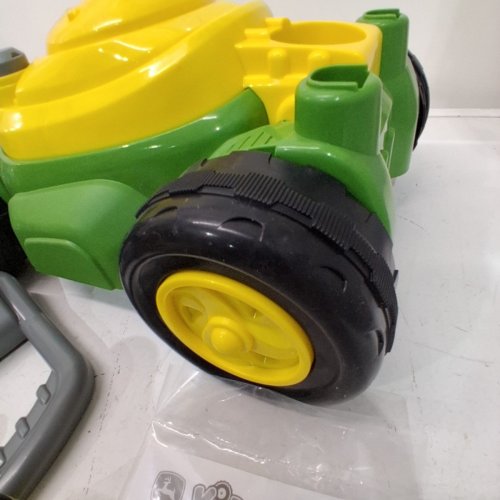 JOHN DEERE KIDS BUBBLE N GO MOWER - GREEN/YELLOW image 3