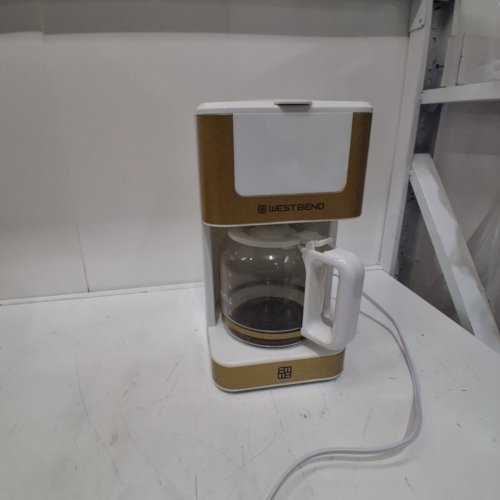 WEST BEND PROGRAMMABLE ICED & HOT COFFEE MAKER - 12 CUP - WHITE AND GOLD (MODEL: CMWB12WG13) image 4