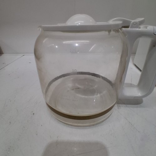 WEST BEND PROGRAMMABLE ICED & HOT COFFEE MAKER - 12 CUP - WHITE AND GOLD (MODEL: CMWB12WG13) image 5