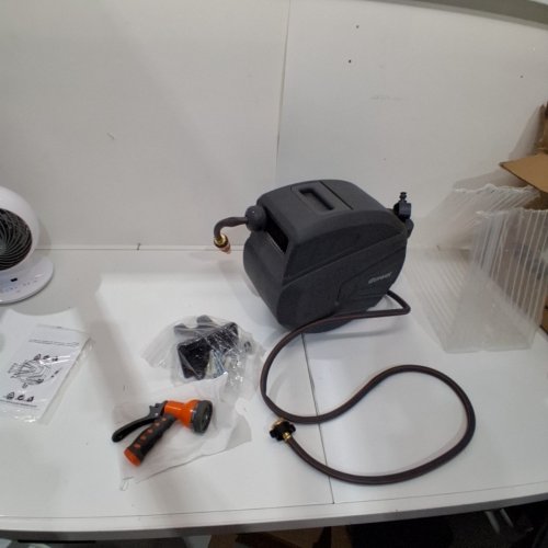 ROYWEL RETRACTABLE GARDEN HOSE REEL WITH 9- FUNCTION SPRAYER NOZZLE - 65FT - (MODEL: ‎RY-HR3565) image 2