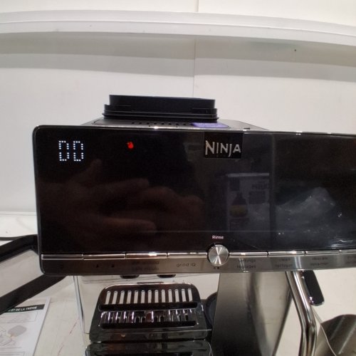 NINJA AUTOBARISTA FULLY AUTOMATIC ESPRESSO MACHINE - STAINLESS STEEL (MODEL: AE1001C) image 3