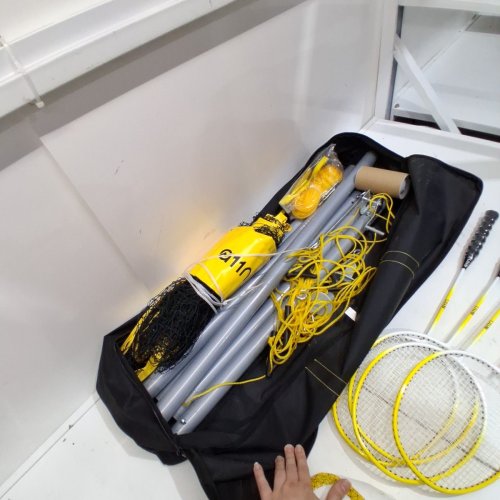 A11N 2-IN-1 ADJUSTABLE OUTDOOR VOLLEYBALL AND BADMINTON COMBO SET WITH ADUJSTABLE HEIGHT - 22FT X 6/7/8FT - YELLOW/BLACK/SILVER (MODEL: ANS-TN-3005) image 5