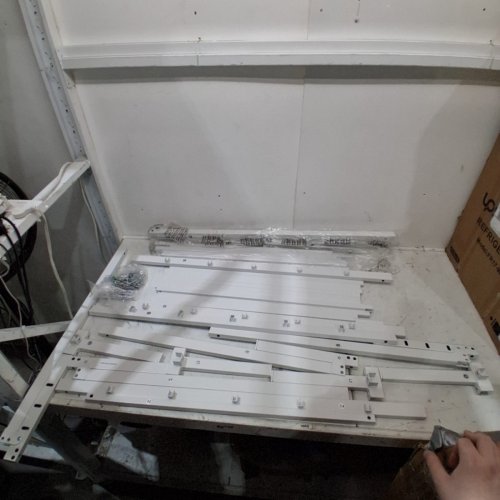 ALLEWIE METAL PLATFORM BED FRAME - QUEEN - WHITE (MODEL: WDLWCTTC003) image 2