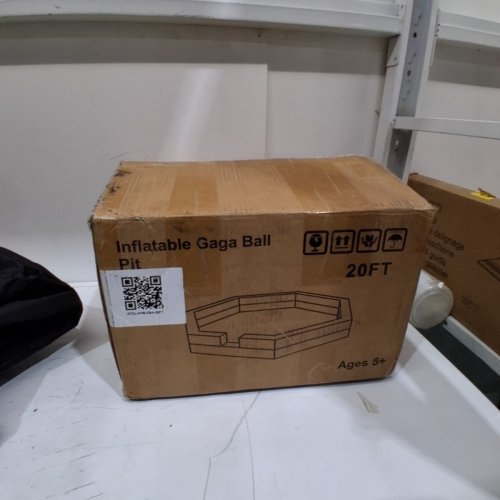GAGA INFLATABLE BALL PIT WITH BUILT-IN BLOWER - 15FT - BLACK AND YELLOW image 4
