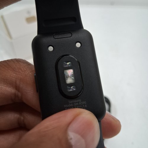 SAMSUNG GALAXY FIT3 BLUETOOTH FITNESS TRACKING SMART BAND - DARK GREY (MODEL: ‎SM-R390) image 5